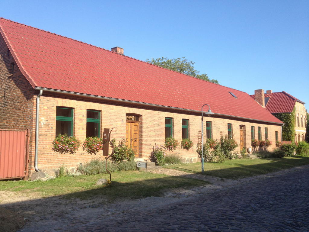 Pension Kunsthof Dahrenstedt Exterior foto
